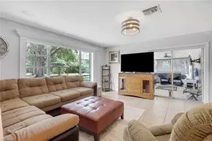 3425 29th Ave SW, Naples, FL 34117 - Photo 8