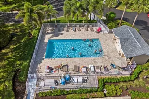 736 Wiggins Lake Dr, Naples, FL 34110 - Photo 24