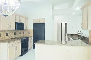 736 Wiggins Lake Dr, Naples, FL 34110 - Photo 10