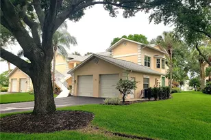 736 Wiggins Lake Dr, Naples, FL 34110 - Photo 2