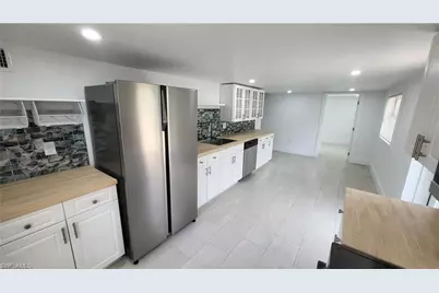 10671 Hampton St, Bonita Springs, FL 34135 - Photo 4