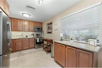 27051 Sun Aqua Ln, Bonita Springs, FL 34135 - Photo 8