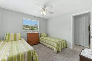 27051 Sun Aqua Ln, Bonita Springs, FL 34135 - Photo 20