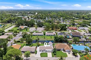 27051 Sun Aqua Ln, Bonita Springs, FL 34135 - Photo 32
