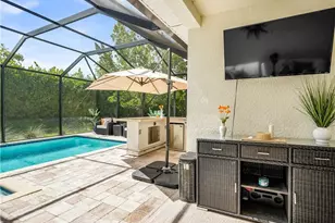 14695 Edgewater Cir, Naples, FL 34114 - Photo 24