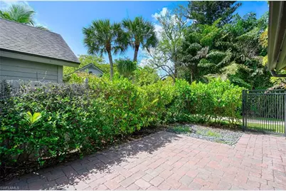 1325 Solana Rd #K3, Naples, FL 34103 - Photo 20