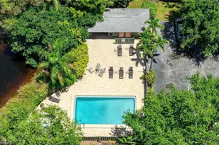 1325 Solana Rd, Naples, FL 34103 - Photo 22