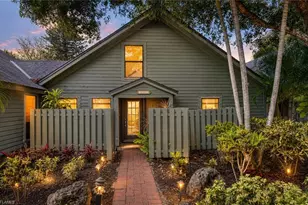 1325 Solana Rd, Naples, FL 34103 - Photo 2