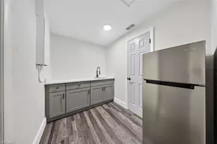 280 1st St NW, Naples, FL 34120 - Photo 32