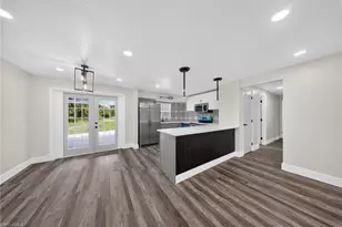 280 1st St NW, Naples, FL 34120 - Photo 16