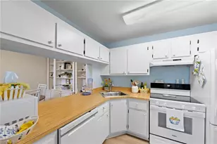 9970 Sailview Ct, Fort Myers, FL 33905 - Photo 12