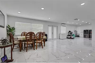 521 31st St SW, Naples, FL 34117 - Photo 8