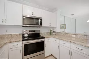 9076 Gervais Cir, Naples, FL 34120 - Photo 4