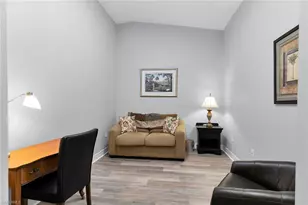 1100 Eastham Way, Naples, FL 34104 - Photo 22
