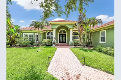 530 13th St NW, Naples, FL 34120 - Photo 1