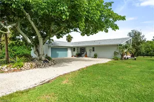 2271 Harbor Rd, Naples, FL 34104 - Photo 1