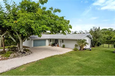 2271 Harbor Rd, Naples, FL 34104 - Photo 2