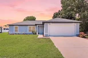626 NW 2nd Ln, Cape Coral, FL 33993 - Photo 4