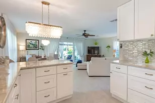23 Knights Bridge Rd, Naples, FL 34112 - Photo 12