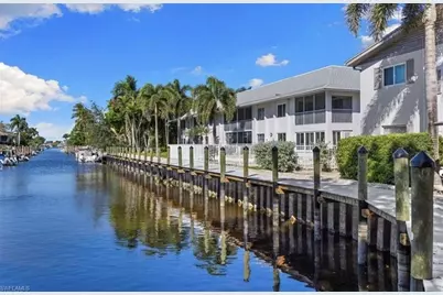 1686 Blue Point Ave #B7, Naples, FL 34102 - Photo 8