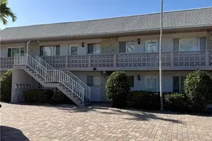 1686 Blue Point Ave, Naples, FL 34102 - Photo 6