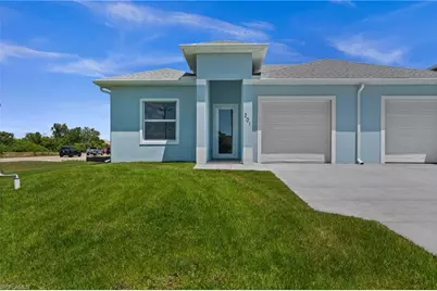 301/303 Pennfield St, Lehigh Acres, FL 33974 - Photo 2