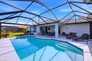 1019 SE 5th Pl, Cape Coral, FL 33990 - Photo 24