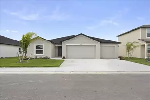 17158 Pompeii Wy, North Fort Myers, FL 33917 - Photo 1