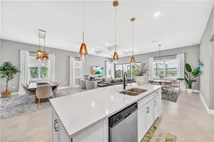 19649 Aqua View Ln, Fort Myers, FL 33913 - Photo 6