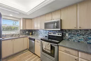 1022 SE 46th St, Cape Coral, FL 33904 - Photo 10