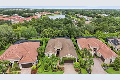 5717 Hammock Isles Dr, Naples, FL 34119 - Photo 2