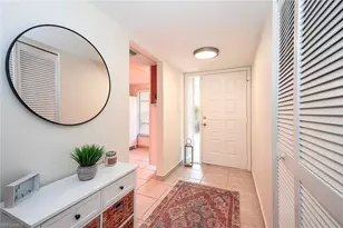 135 Cypress Way E, Naples, FL 34110 - Photo 10