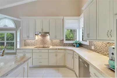 6619 Trident Way, Naples, FL 34108 - Photo 10