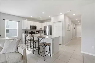 15054 Wildflower Cir, Naples, FL 34119 - Photo 4
