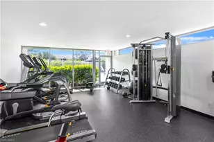 185 Santa Clara Dr, Naples, FL 34104 - Photo 28