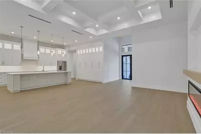 1618 19th St SW, Naples, FL 34117 - Photo 12