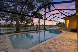 1394 King Sago Ct, Naples, FL 34119 - Photo 2