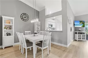 7360 Glenmoor Ln, Naples, FL 34104 - Photo 14