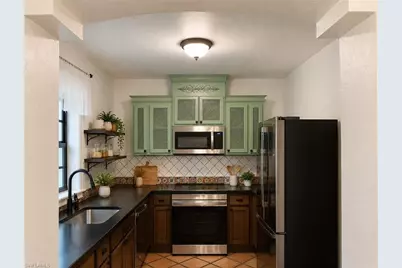 2462 Cortez Blvd, Fort Myers, FL 33901 - Photo 6
