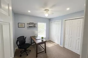 20068 Lake Vista Cir N, Lehigh Acres, FL 33936 - Photo 8