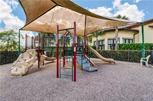 9469 Foxglove Ln, Naples, FL 34120 - Photo 38
