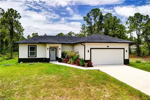 1020 Carroll St E, Lehigh Acres, FL 33974 - Photo 26