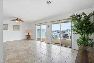 850 Oak St, Fort Myers Beach, FL 33931 - Photo 6