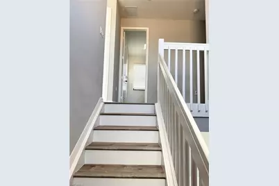 8984 Madrid Cir, Naples, FL 34104 - Photo 10