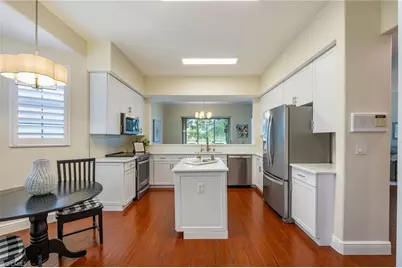 558 Vintage Reserve Ln #19A, Naples, FL 34119 - Photo 12