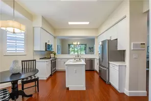 558 Vintage Reserve Ln, Naples, FL 34119 - Photo 12