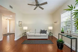 558 Vintage Reserve Ln, Naples, FL 34119 - Photo 2