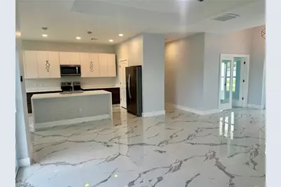 454 Mercedes Ct, Lehigh Acres, FL 33972 - Photo 6