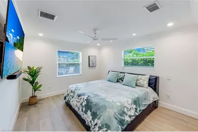 151 Bayview Ave, Naples, FL 34108 - Photo 22