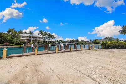 421 21st Ave S, Naples, FL 34102 - Photo 8